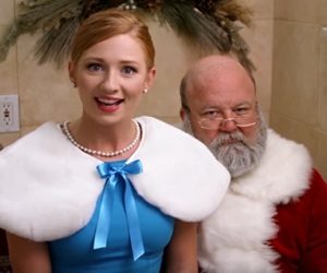PooPourri.com Christmas Commercial