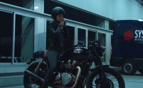 Samsung Galaxy Tab Active2 TV Advert - Delivery Girl on Motorcycle