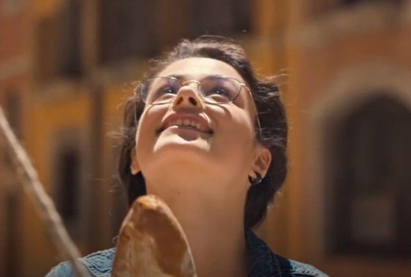 PayPal Commercial Song - Feat. Girl Taking Bread from Balcony 