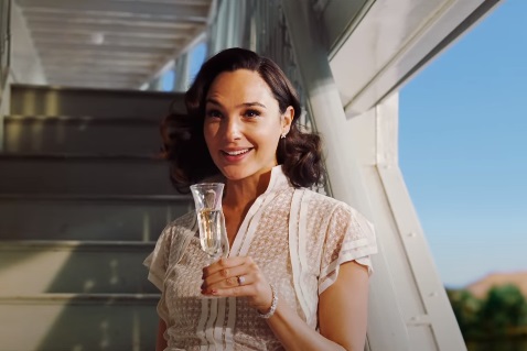 Death on the Nile (2022 Movie) - Actress Gal Gadot