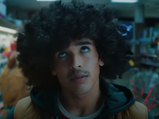 Old Spice Wavy Curly People Dancing in Shop Commercial - Curls Are Cool