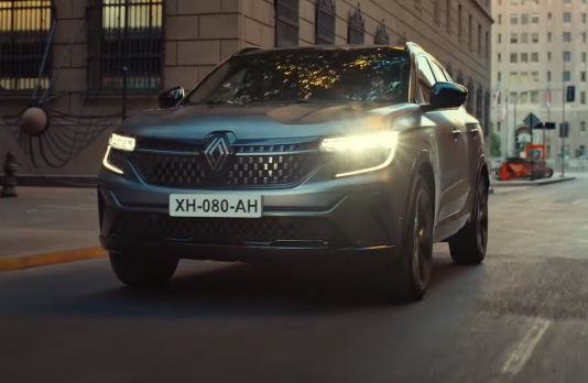 Renault Austral SUV E-Tech hybrid Commercial / TV Advert
