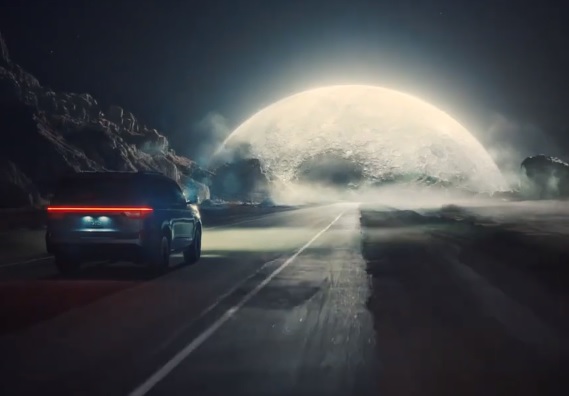 Lincoln Navigator Canada Moon Commercial