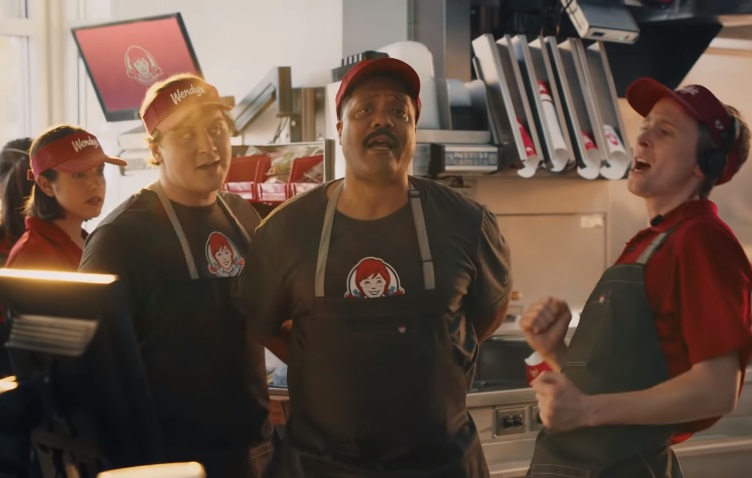 Wendy's $5 Biggie Bag Workers Singing Commercial