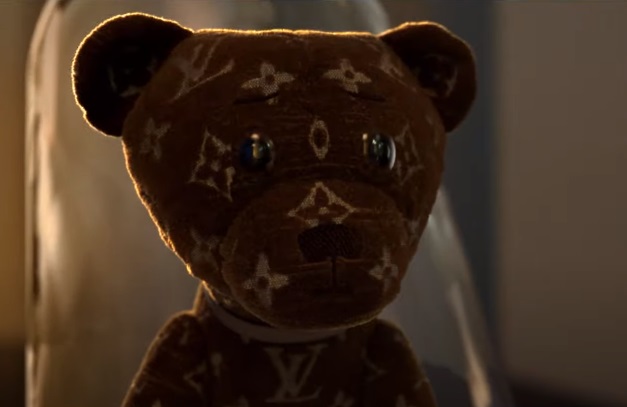 Louis Vuitton Teddy Bear Christmas Commercial